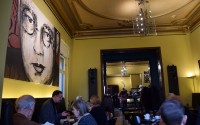 Sonntagmorgen in Berlin: Café im Literaturhaus
